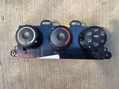 Freightliner Cascadia Sleeper HVAC Control Panel, Part # A22-73671-002