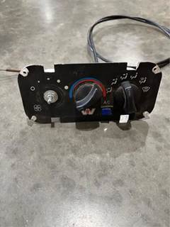 Western Star Heater and A/C Rotary HVAC Control Panel, Part # A22-67772-001