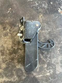Freightliner Cascadia 126 Hood Latch