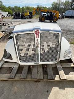 Kenworth T680 Hood, 50" White, Part # L29-1294-20000