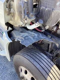 Freightliner Cascadia 126 Inner Fender