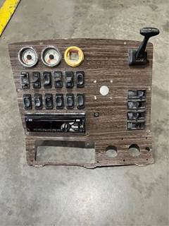 Freightliner 122SD Dash Control / Switch Panel Assembly, Part # 22-64402-000