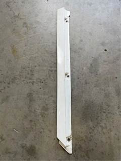 Used Kenworth T880 Right Door Trim Panel, Part # R22-1441