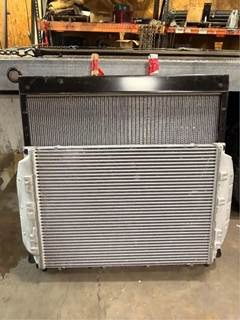 Freightliner Universal Radiator