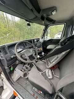 International LT625 Left Seat