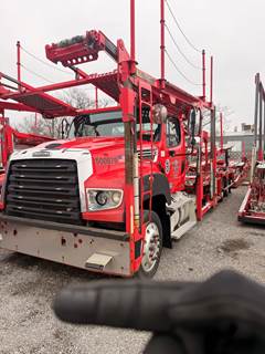 2018 Freightliner 114SD Car Carrier Truck