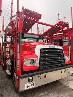 2020 Freightliner 114SD Car Carrier Truck