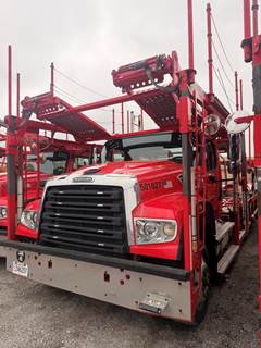 2020 Freightliner 114SD Car Carrier Truck