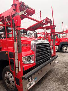 2020 Freightliner 114SD Car Carrier Truck