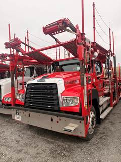 2020 Freightliner 114SD Car Carrier Truck