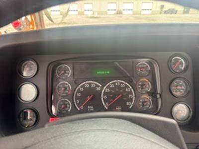 2022 Freightliner 114SD Car Carrier Truck