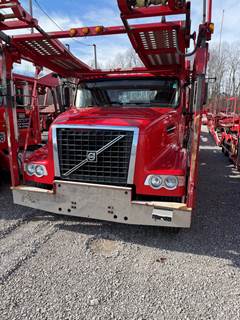2017 Volvo VAH Car Carrier Truck