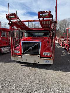2017 Volvo VAH Car Carrier Truck