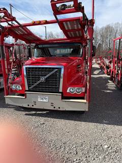 2016 Volvo VAH Car Carrier Truck
