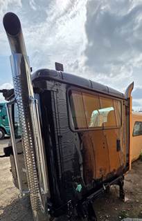 2013 Caterpillar CT660 Cab Assembly for 2013 CT660