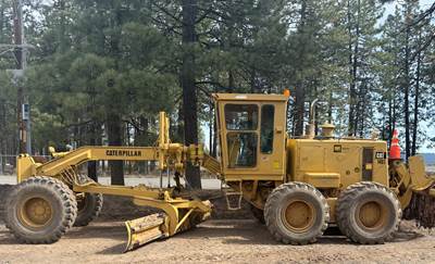 1988 Caterpillar 140G Motor Grader