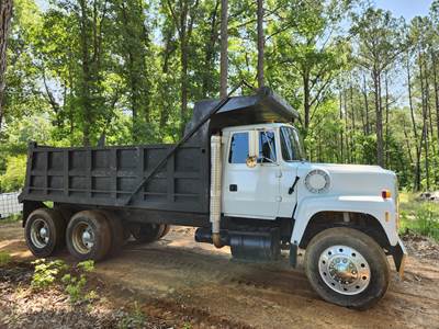 1994 Ford LT9000 Dump Truck