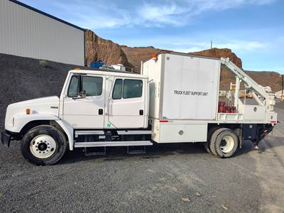 2002 Freightliner FL70 Crew Cab Mechanic / Service Truck - Liftmoore 2525 Crane