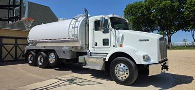 2015 Kenworth T800 Vacuum Truck