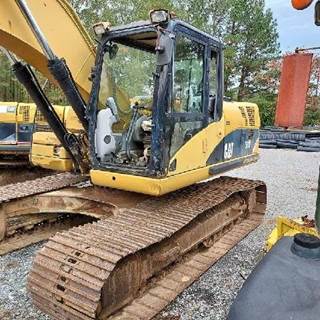 Caterpillar 320DL Excavator - Bucket & Thumb