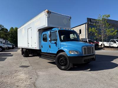 2005 Freightliner M2 106 Box Truck - Morgan 24 FT Box Van