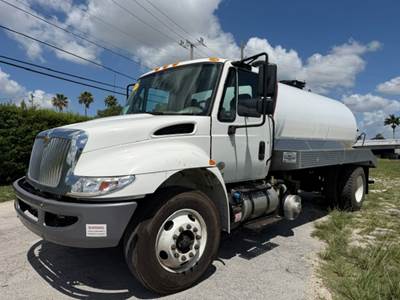 2019 International 4300 with New 2500 gallon steel vacuum tank