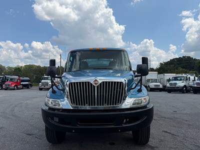 2020 International MV607 Vacuum Truck