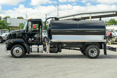 2025 Mack MD6 Vacuum Truck - 2,500 Gal Steel Tank - NVE B500 Blower 431 CFM - Air Ride