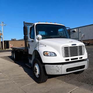 2013 Freightliner M2 106 Flatbed Truck
