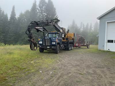 2016 Caterpillar 559 Knuckleboom Loader - Rotobec 5052 Grapple Bucket