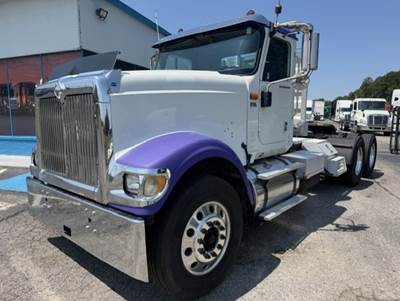 2009 International 9900i Day Cab Truck