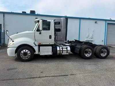 2016 International ProStar+ (Plus) Day Cab Truck
