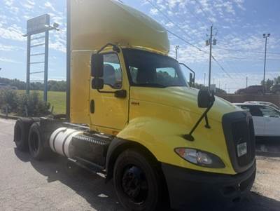2018 International RH613 Day Cab Truck