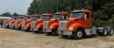 2023 Kenworth T880 Day Cab Truck