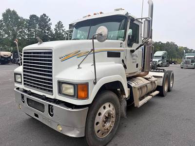 Mack Pinnacle CHU613 Day Cab Truck - MP8 455HP, 12 Speed M Drive Amt