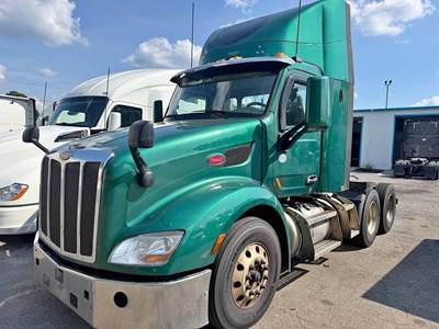 Peterbilt 579 Day Cab Truck - Paccar 450HP, 12 Speed Endurant Amt