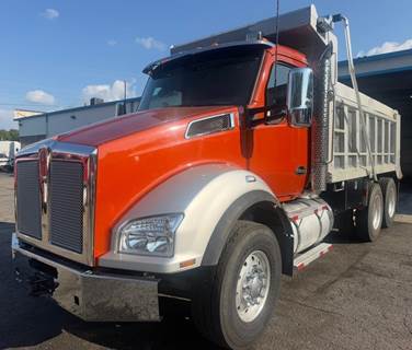 2021 Kenworth T880 Dump Truck