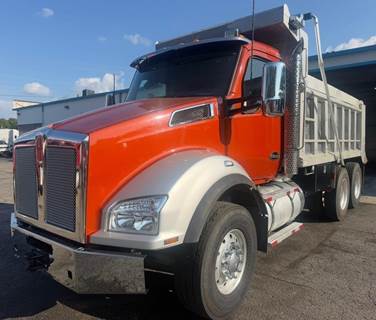 Kenworth T880 Dump Truck - Paccar 455HP, 6 Speed Allison Rds Automatic