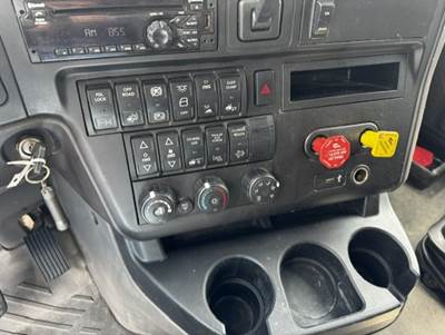 2021 International LoneStar Sleeper Semi Truck