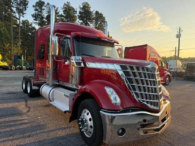 International LoneStar Sleeper Semi Truck - Mid Roof Sleeper, Cummins 450HP, 13 Speed Manual