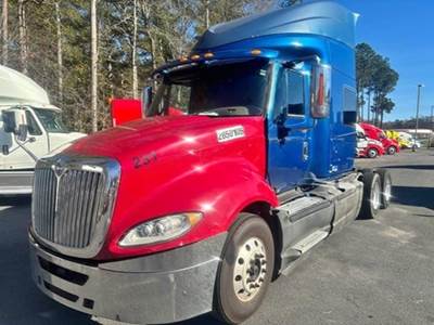 2015 International ProStar Sleeper Semi Truck