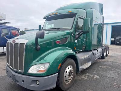 Peterbilt 579 Sleeper Semi Truck - Mid Roof Sleeper, Cummins 450HP, 12 Speed Amt