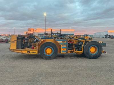 2016 RDH 400D Muckmaster Scooptram