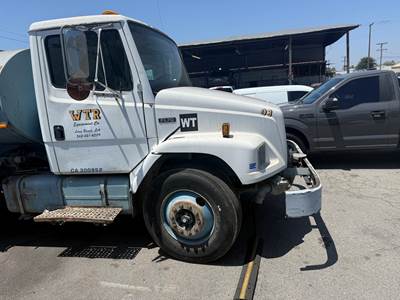 2000 Freightliner FL70 Water Truck