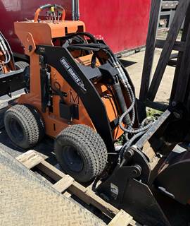 2020 McLoughlin Bush Ranger Mini Skid Steer - 22 hours
