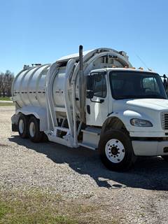 2018 Freightliner M2- 106 Side Load Garbage Truck - PACCMOR Side Loader