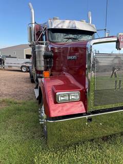 2007 Kenworth W9 SERIES Cab & Chassis Truck