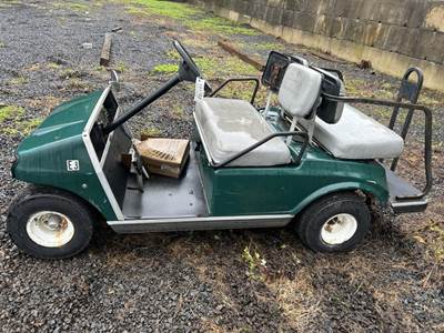 Club Car 4-Seater Golf Cart