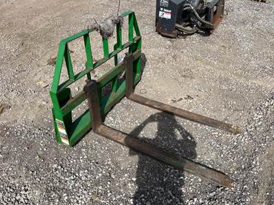 John Deere 48” Tractor Loader Pallet Forks