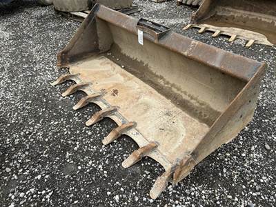 74" Skid Steer Tooth Bucket, SSL Quick Attach